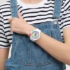 Neon'un Saflığını Swatch ile Keşfedin